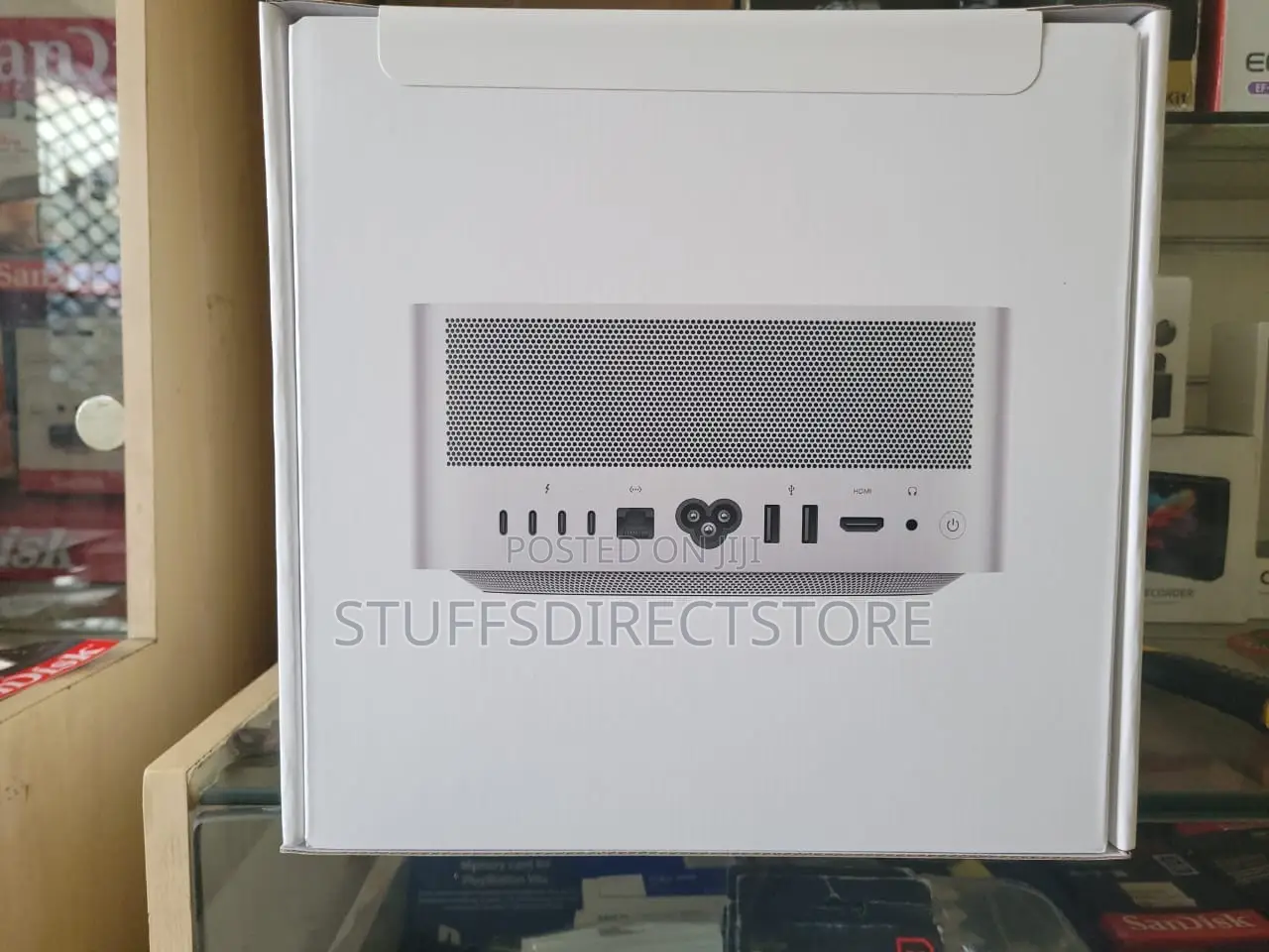 New Desktop Computer Apple Mac Studio M2 Max 32GB SSD 512GB