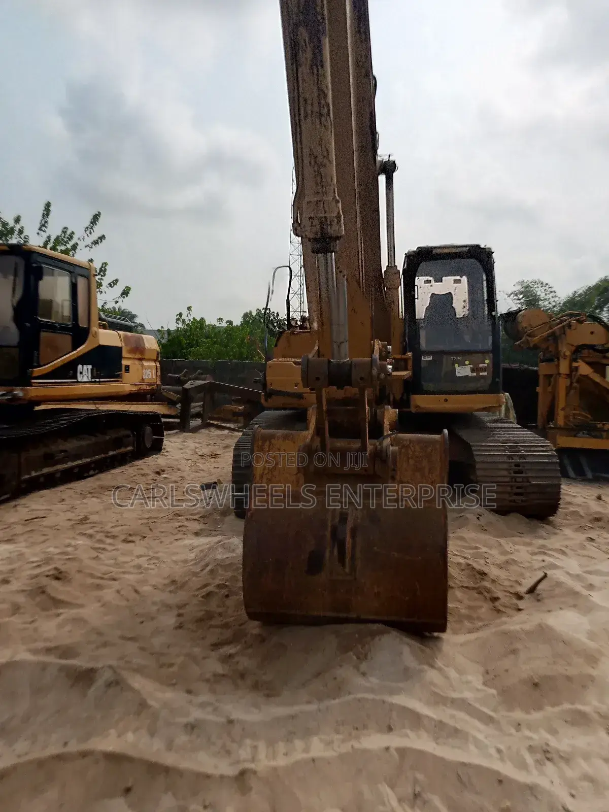 320BL Excavator Foreign Used