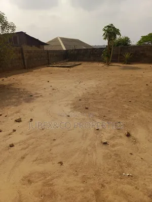 5 Plot Corner Piece in Idiroko Road Oju Ore