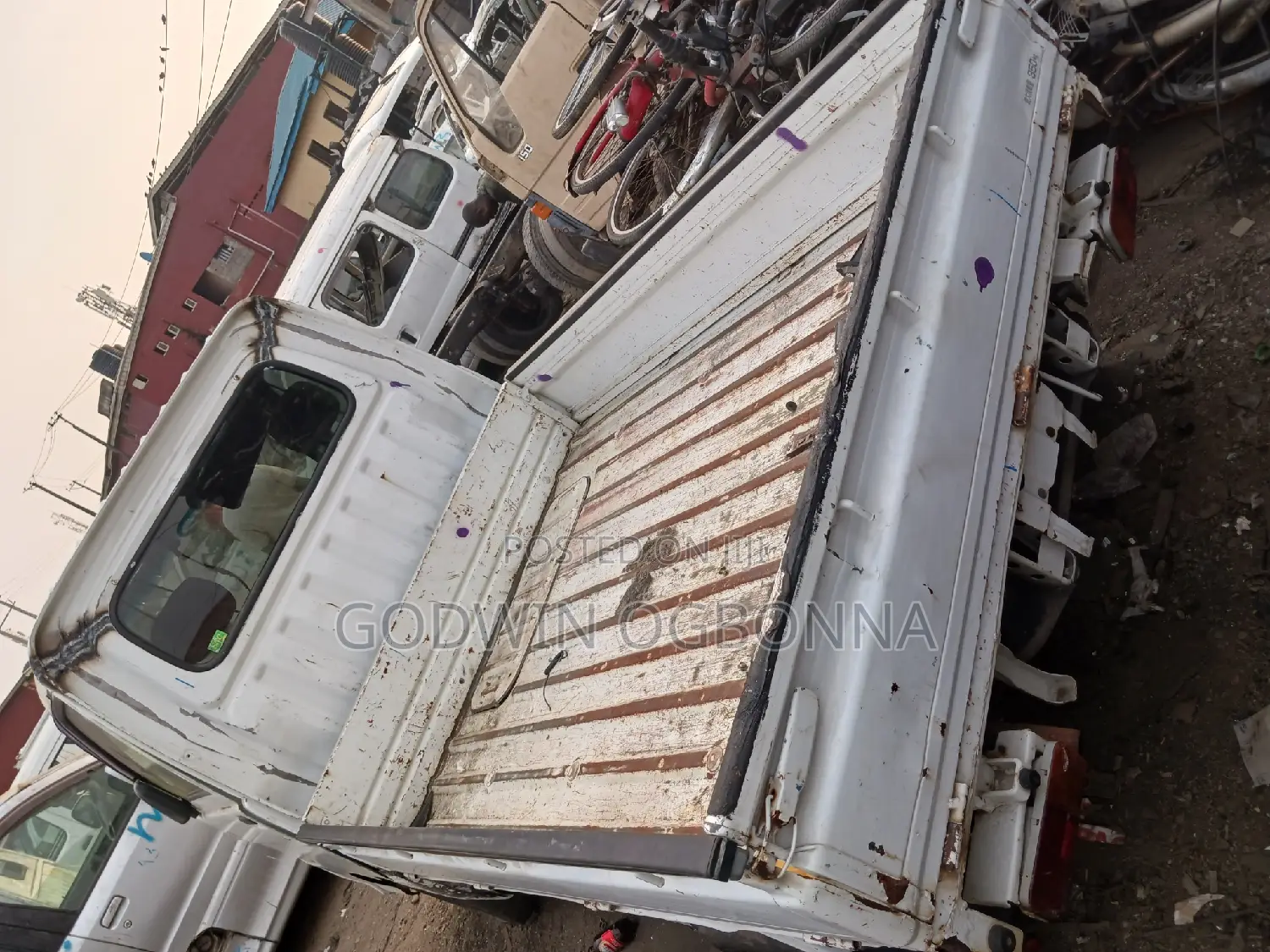 Daihatsu Hijet 2010 White