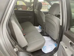 Hyundai Santa Fe 2010 Gray