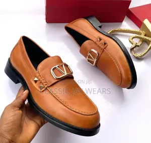 Top Quality Classic Brown VALENTINO AVAILABLE