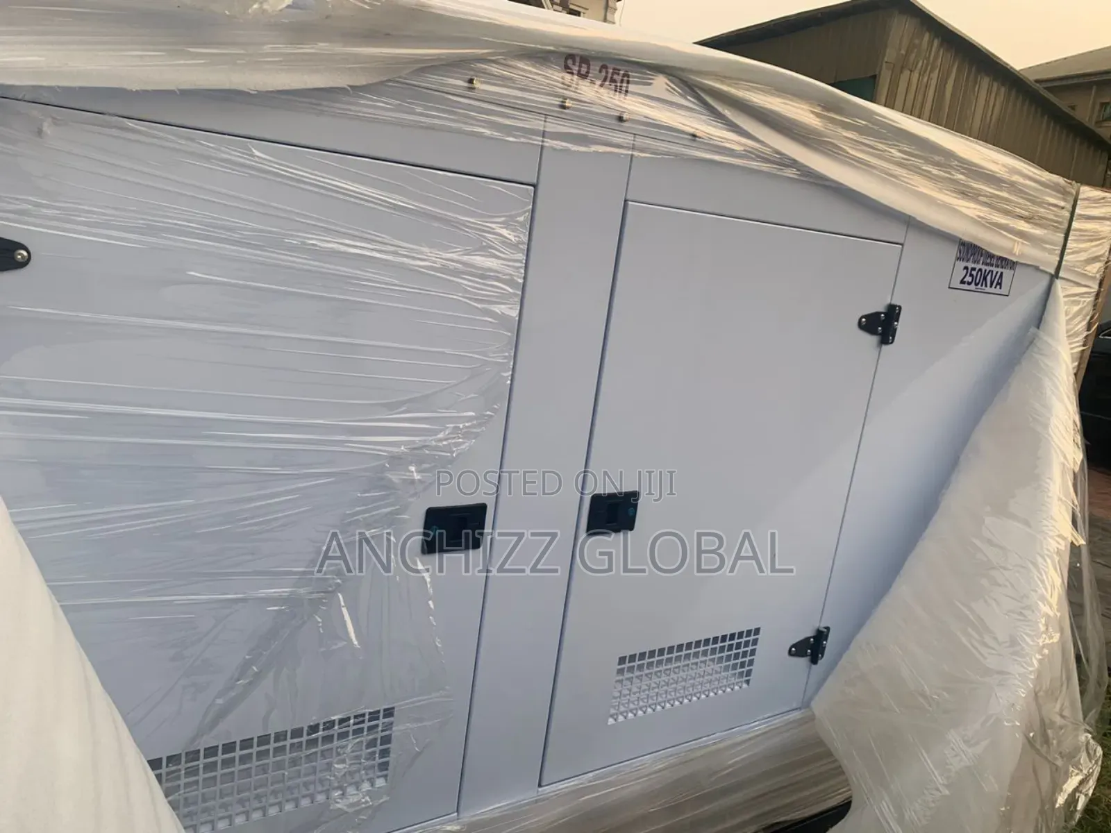 Perkins Diesel Generator 250kva Soundproof