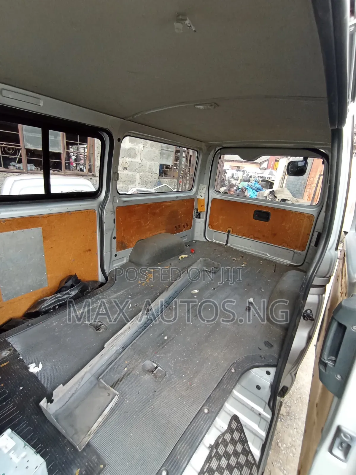 Toyota HiAce 2012 Grey