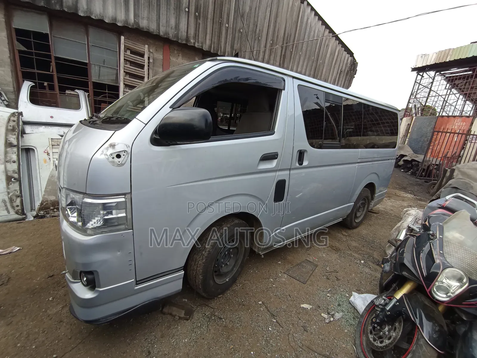 Toyota HiAce 2012 Grey