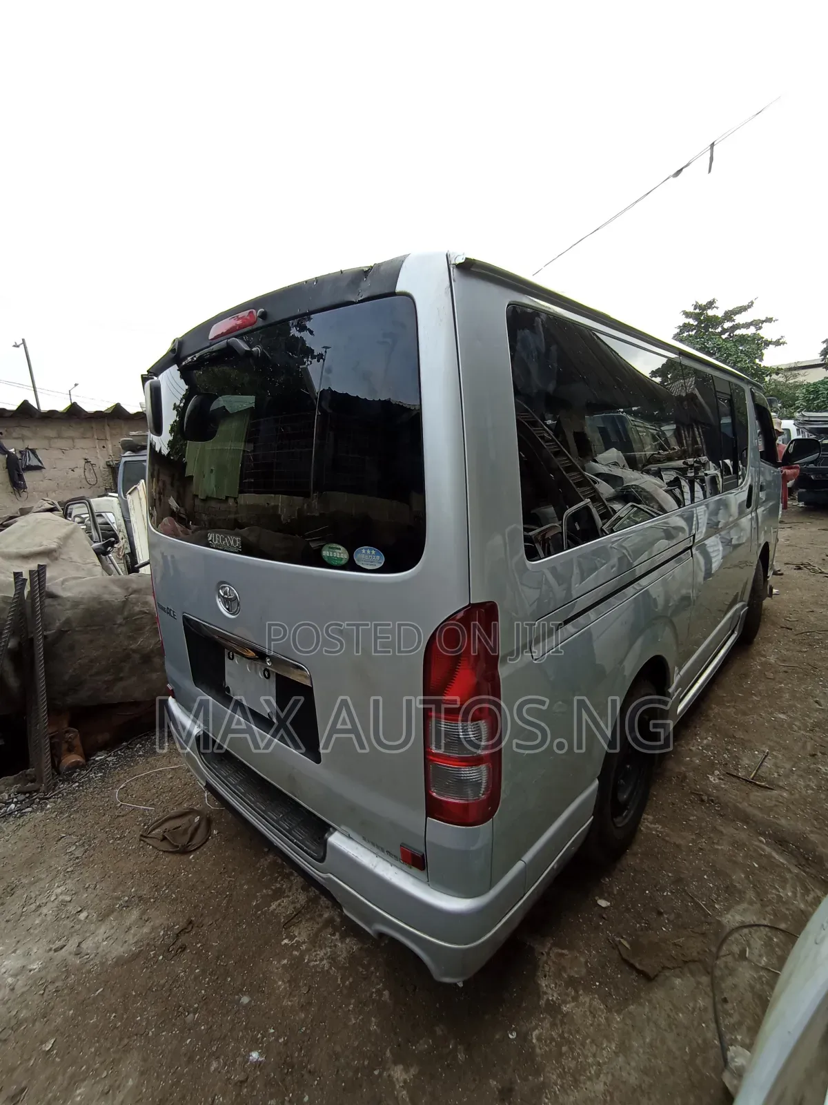 Toyota HiAce 2012 Grey
