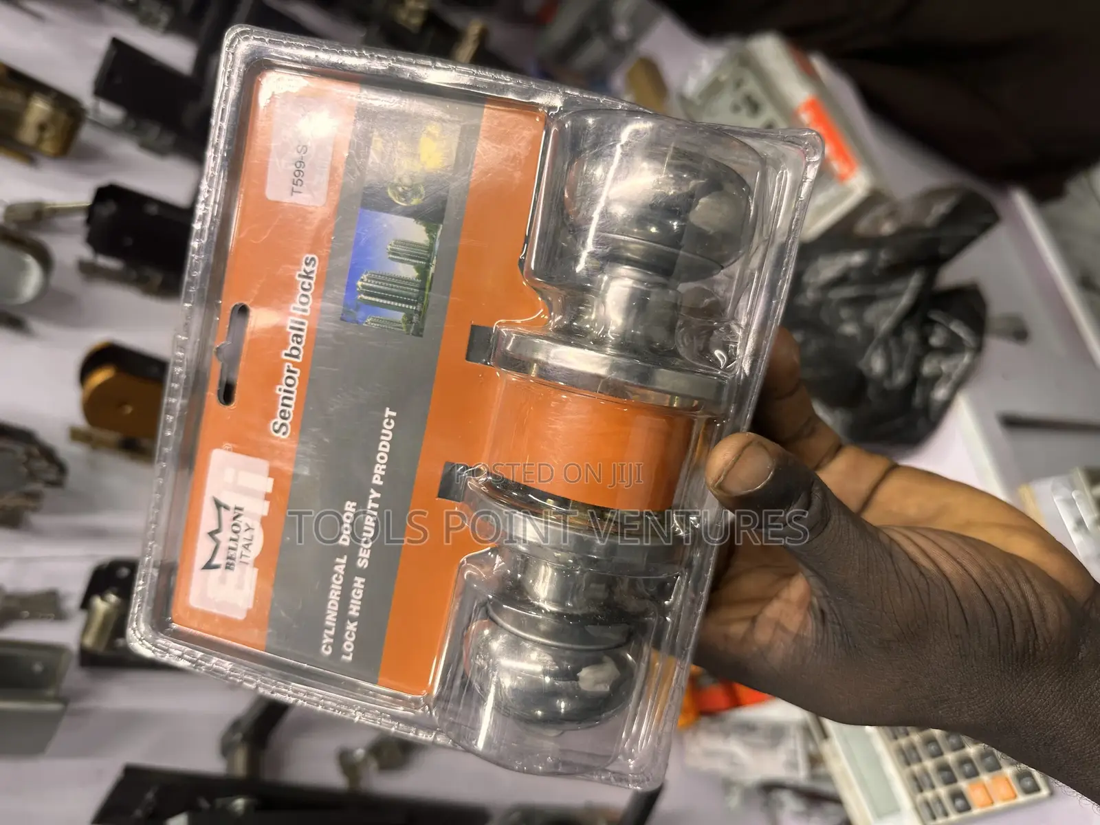 Cylindrical Ball Lock