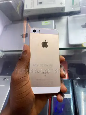 Apple iPhone SE 16 GB Gold