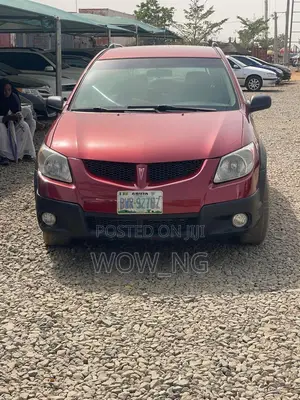 Photo - Pontiac Vibe 2005 Red