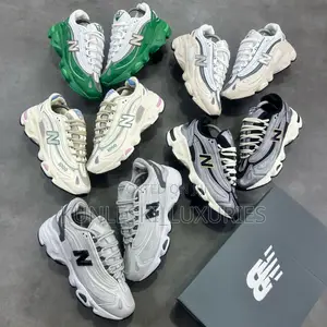 Photo - Original New Balance 1000 Sneakers Series Collections