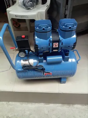 Maxmech Oil-Free/Oilless Air Compressor (25l, 600w-2) Is
