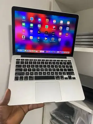 Laptop Apple MacBook Pro 2015 8GB Intel Core i5 SSD 256GB