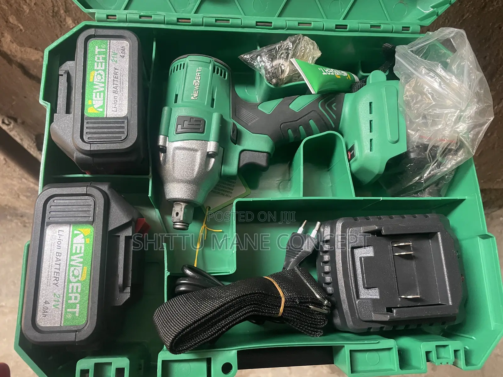 Cordless Brushless Impact Wrench Kit Set