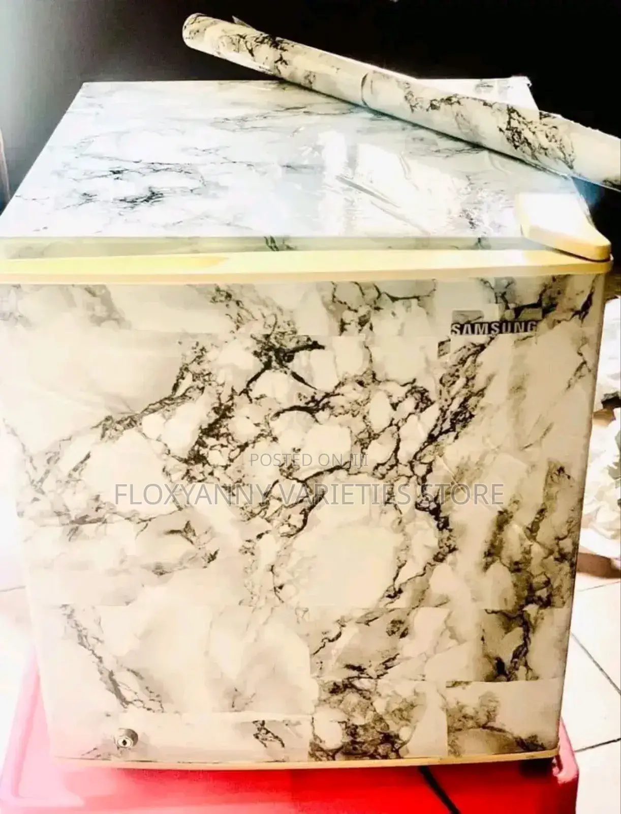 Adhesive Marble Wall Paper