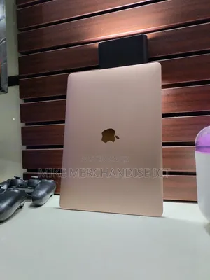 Laptop Apple MacBook Air 2020 8GB Intel Core i5 SSD 512GB