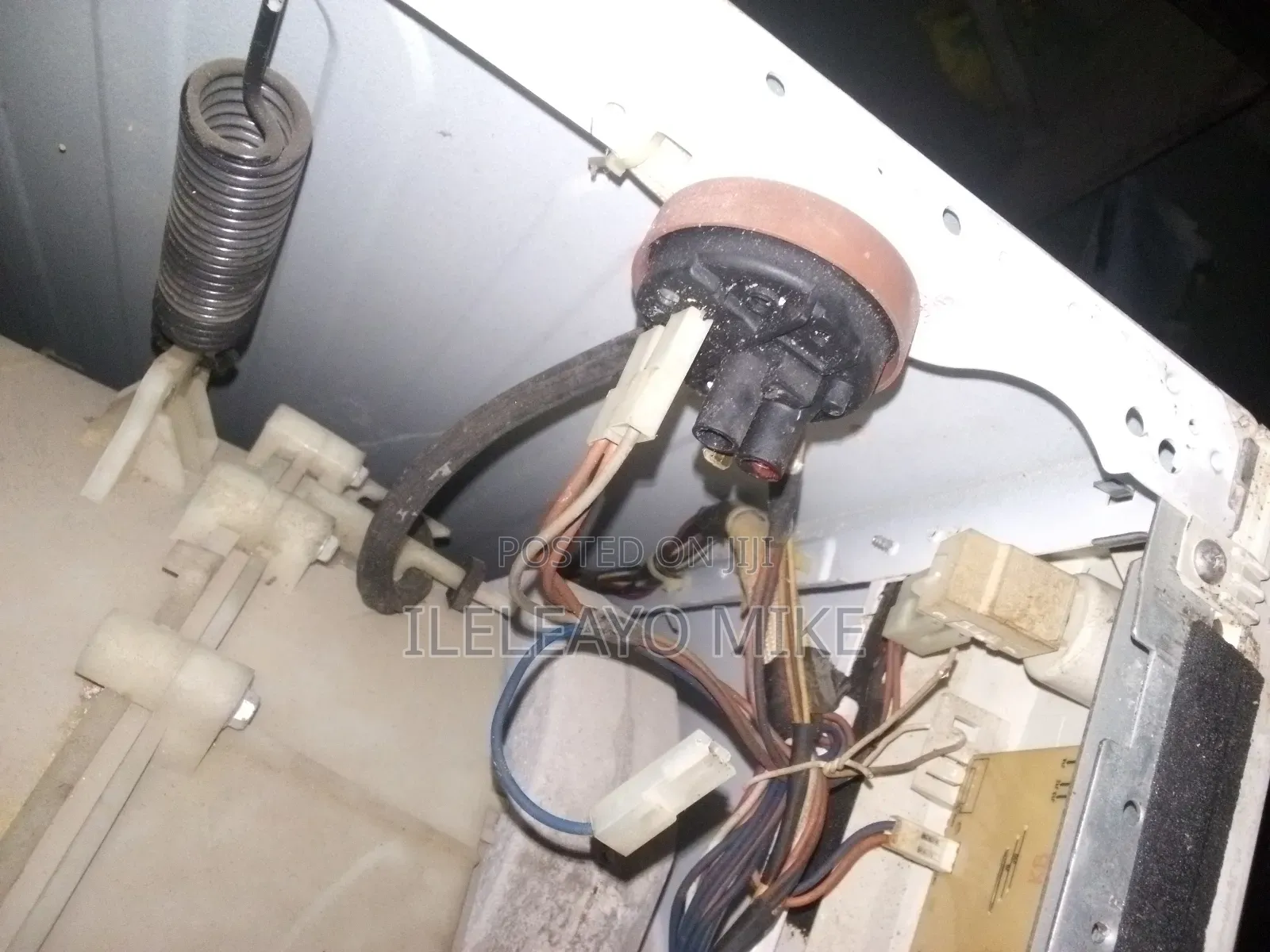 Washing Machine Repairer