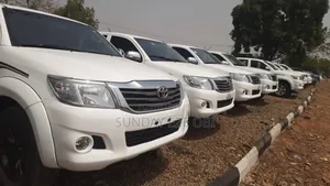 Toyota Hilux 2014 White