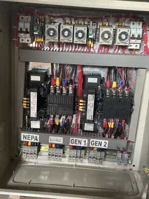 200amps Automatic Change Over 1 Gen, Nepa And Solar