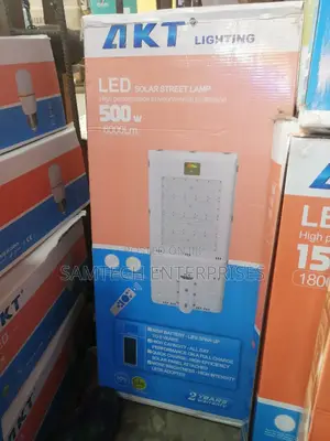 500 Watt Akt Solar Street Light