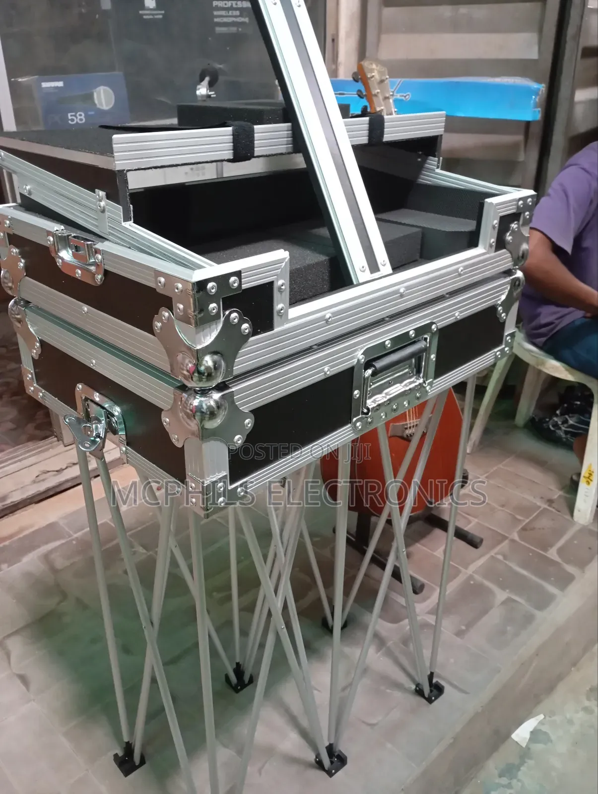 Dj Controller Flight Casing And Stage Stand