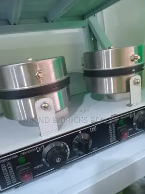 Waffle Baker