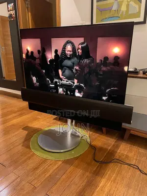 Bang and Olufsen Beovision Eclipse 55 Oled Tv