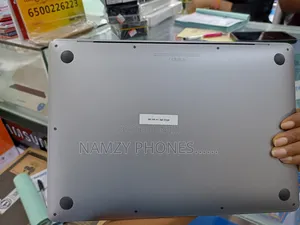 Laptop Apple MacBook 2020 8GB Apple M1 HDD+SSD 512GB