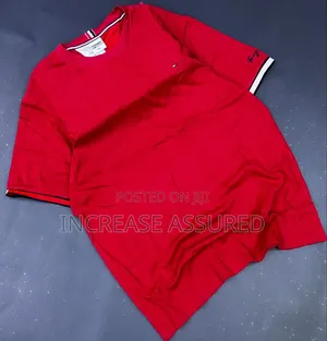 Photo - Luxury Tommy Hifiger Round Polos