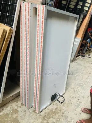 Canadian Solar Panels 3000watts 24v Is Available Now