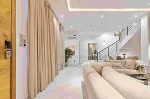 4 Bedroom Luxury Automated Home With Swimming Pool More