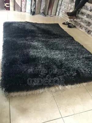 Pure Black Soft Shaggy Vvip Quality (4/6 and 5/7)