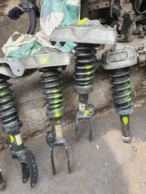 Front and Back Shock Absorber Audi Q7