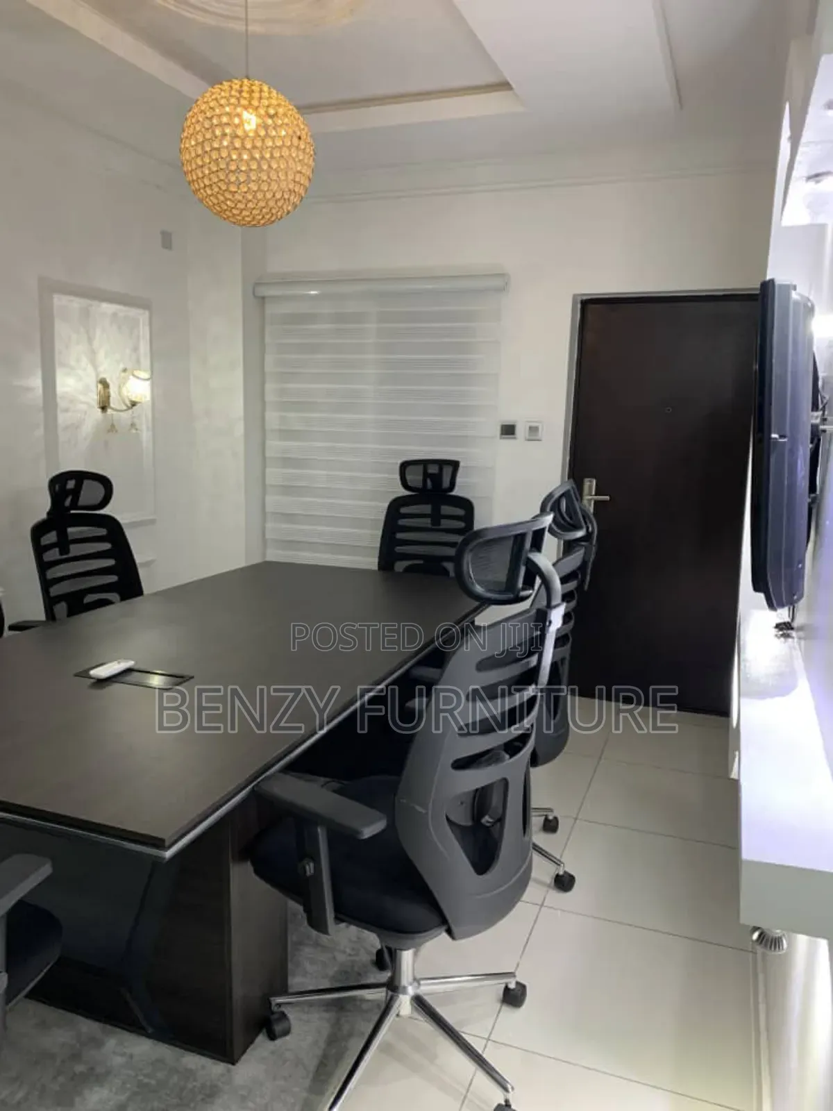 8 Seaters Conference Table