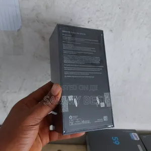 New Samsung Galaxy S20 128 GB Gray