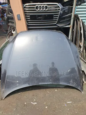 Bonnet Audi Q7