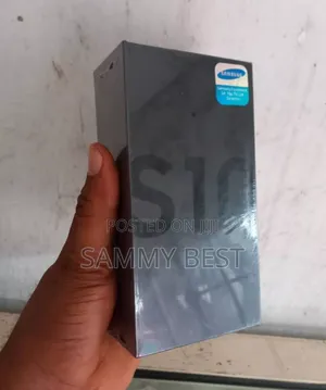 New Samsung Galaxy S10 128 GB Black