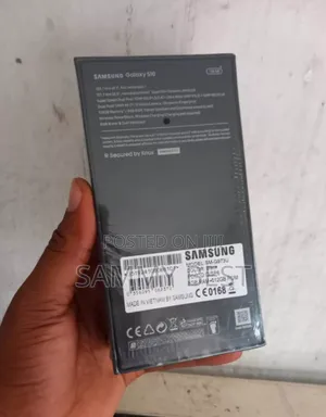 New Samsung Galaxy S10 128 GB Black