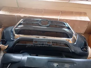 Front Bumper Toyota Hilux 2022 Loco
