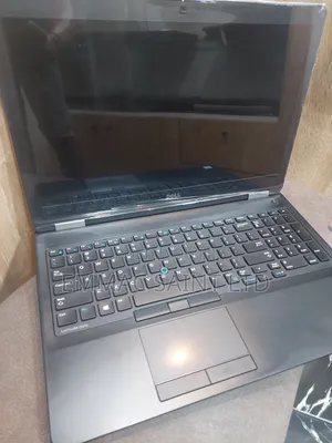 Laptop Dell Latitude 5580 8GB Intel Core I5 SSD 256GB