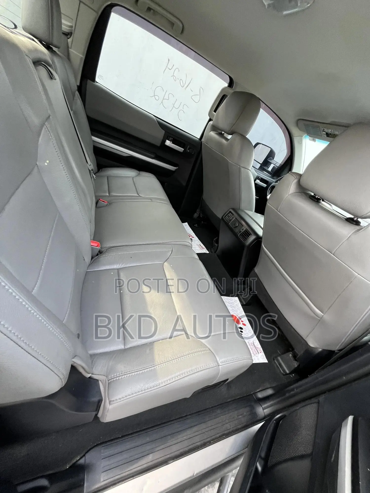 Toyota Tundra 2014 Silver