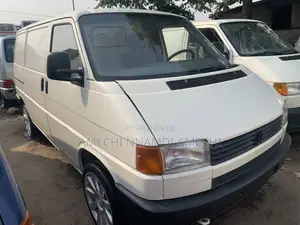 Volkswagen Transporter 2003 White