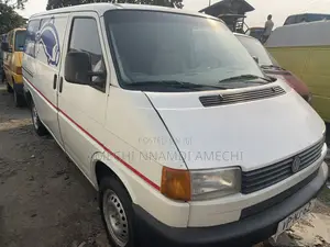 Volkswagen Transporter 2005 White