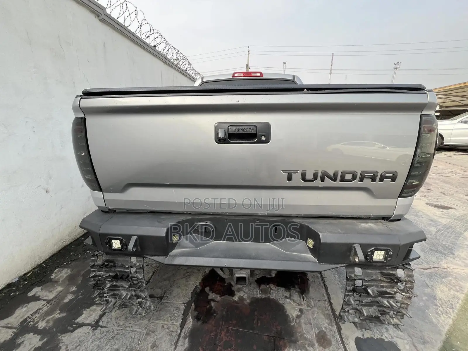 Toyota Tundra 2014 Silver