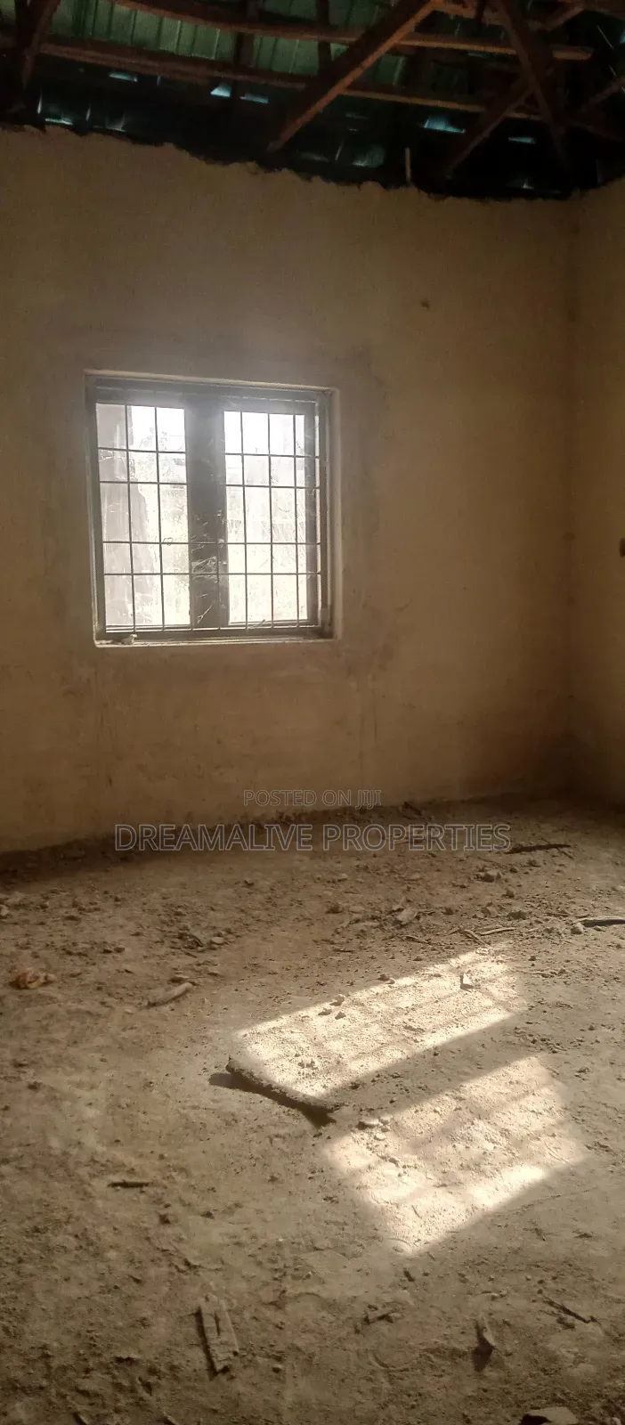 3bdrm Bungalow In Ushafa For Sale