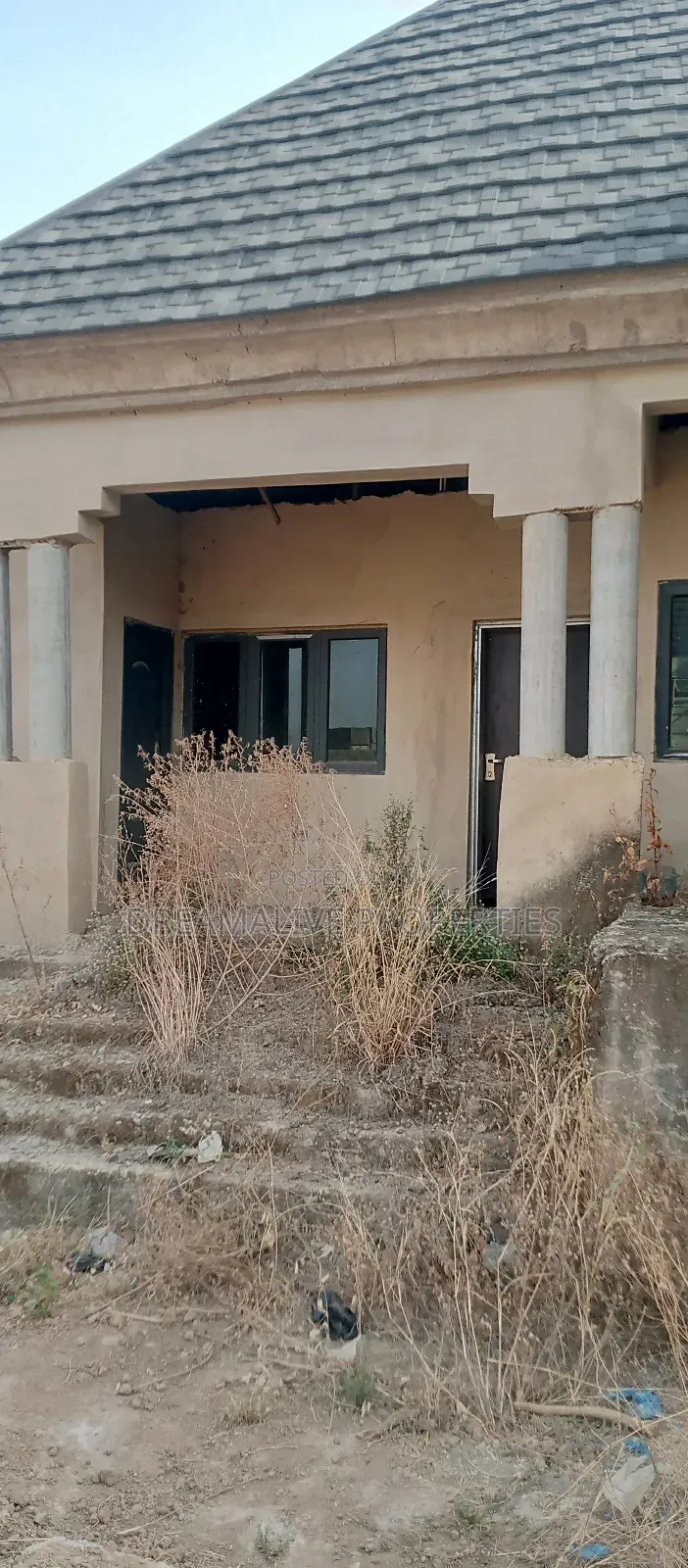 3bdrm Bungalow In Ushafa For Sale