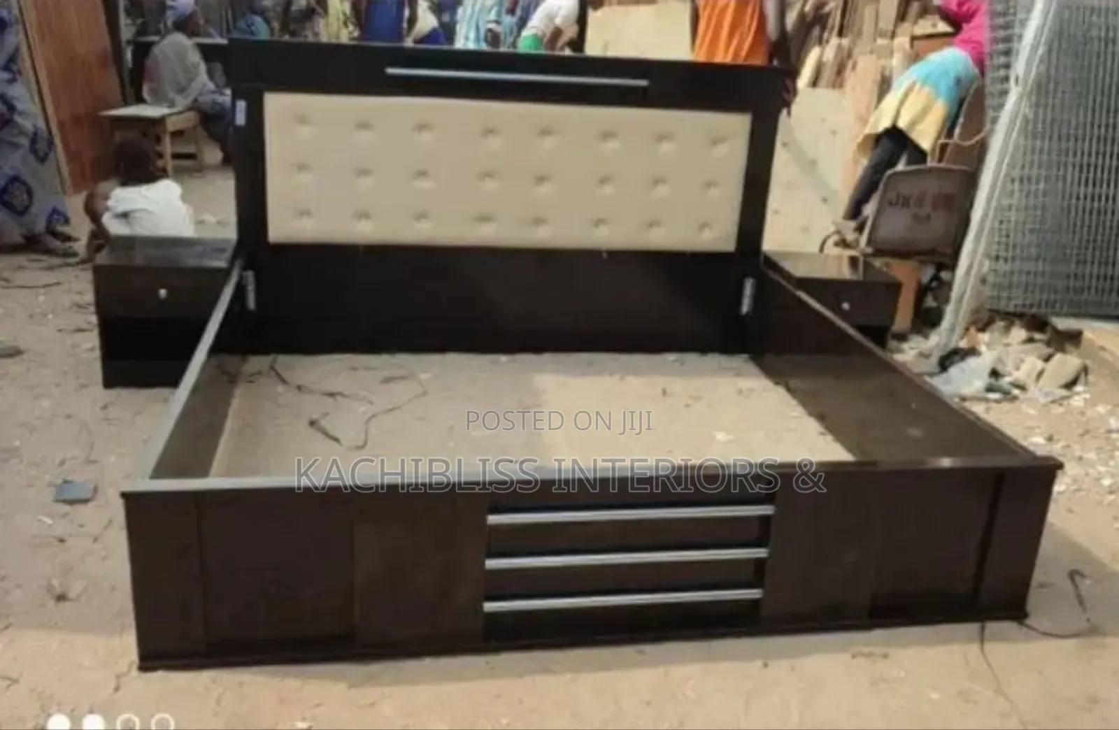 Beautiful 6 by 6ft Bedframe 004