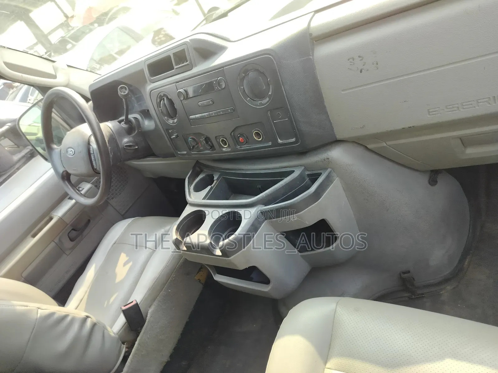 Ford E250 2011 Green