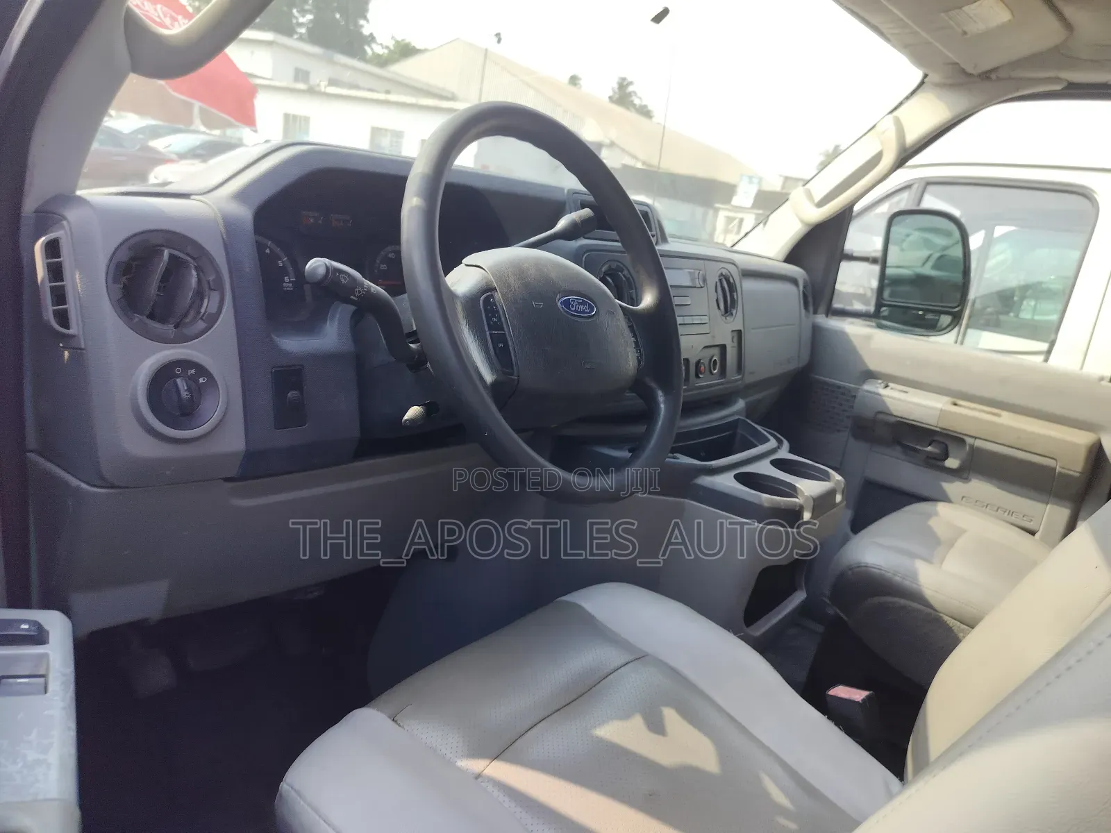 Ford E250 2011 Green