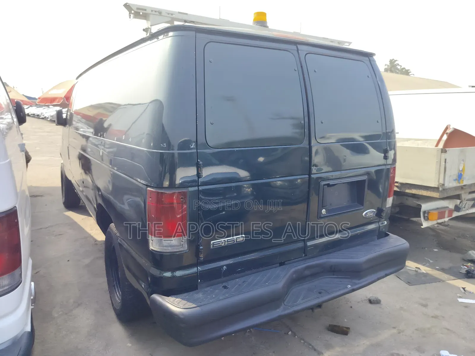 Ford E250 2011 Green