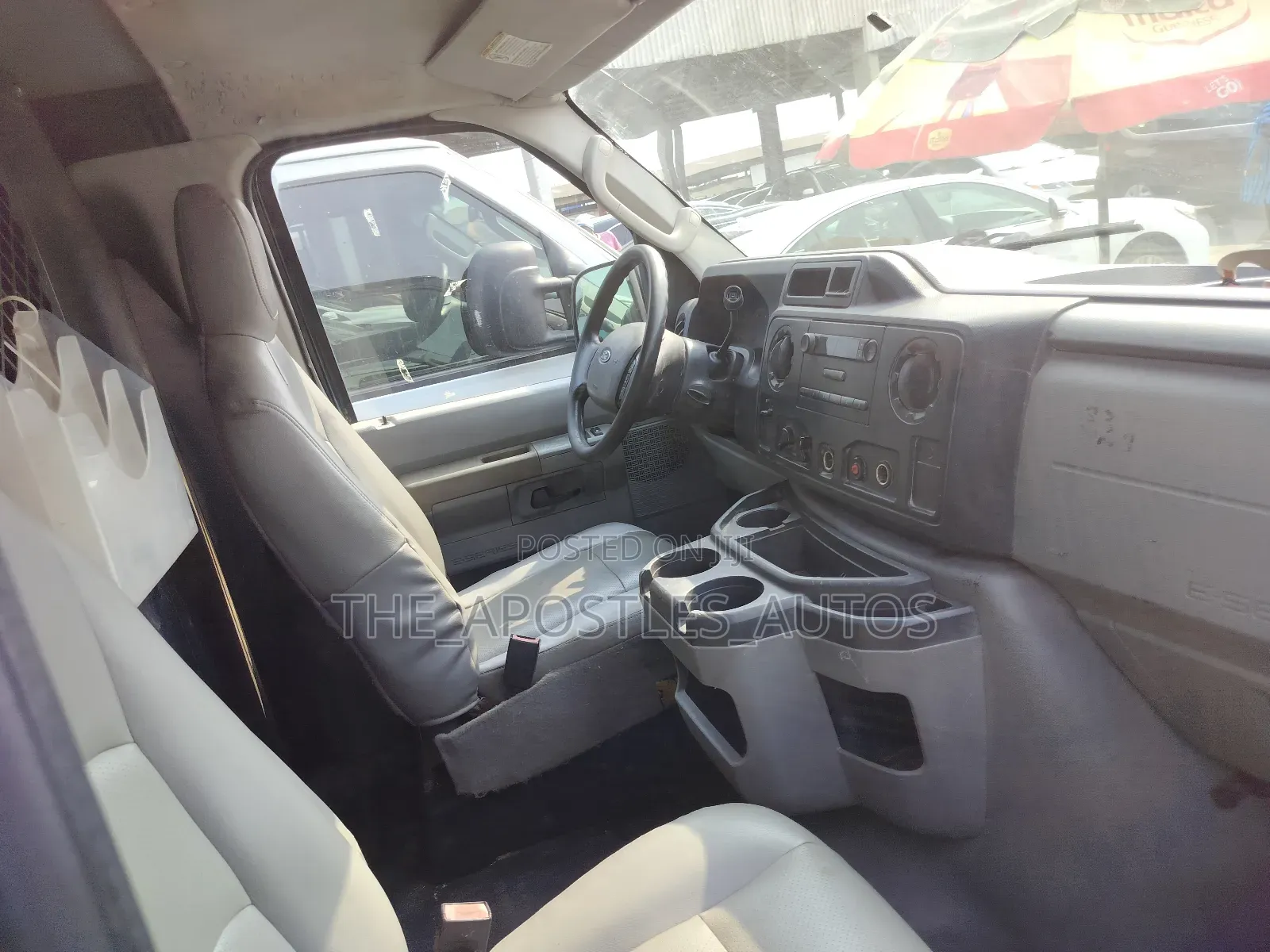 Ford E250 2010 Green
